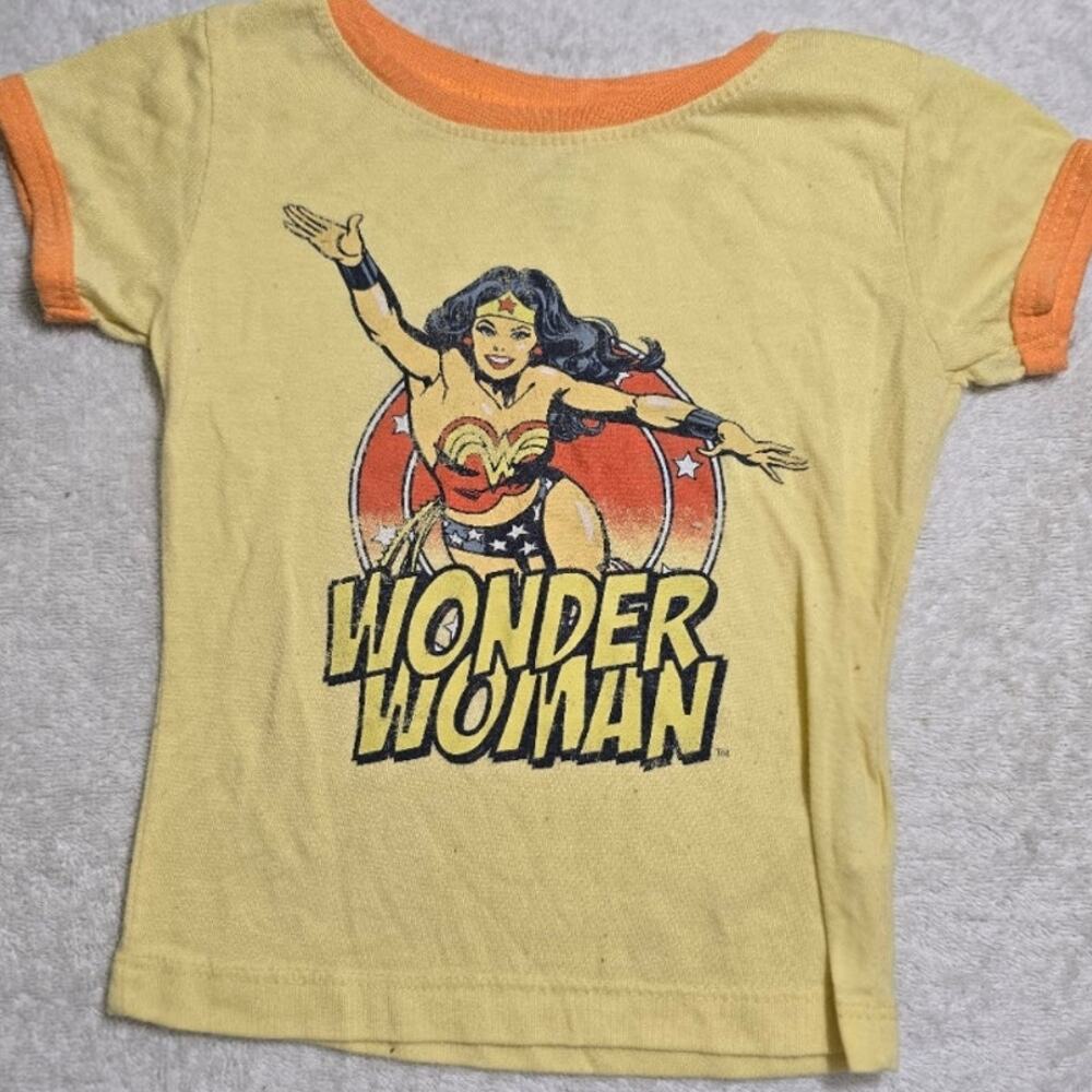 Wonder Woman light yellow ringer T-Shirt (9R)